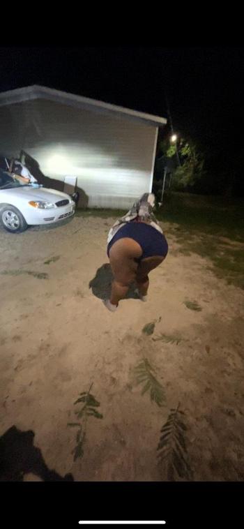 Phat Ma, 25  female escort, Hattiesburg